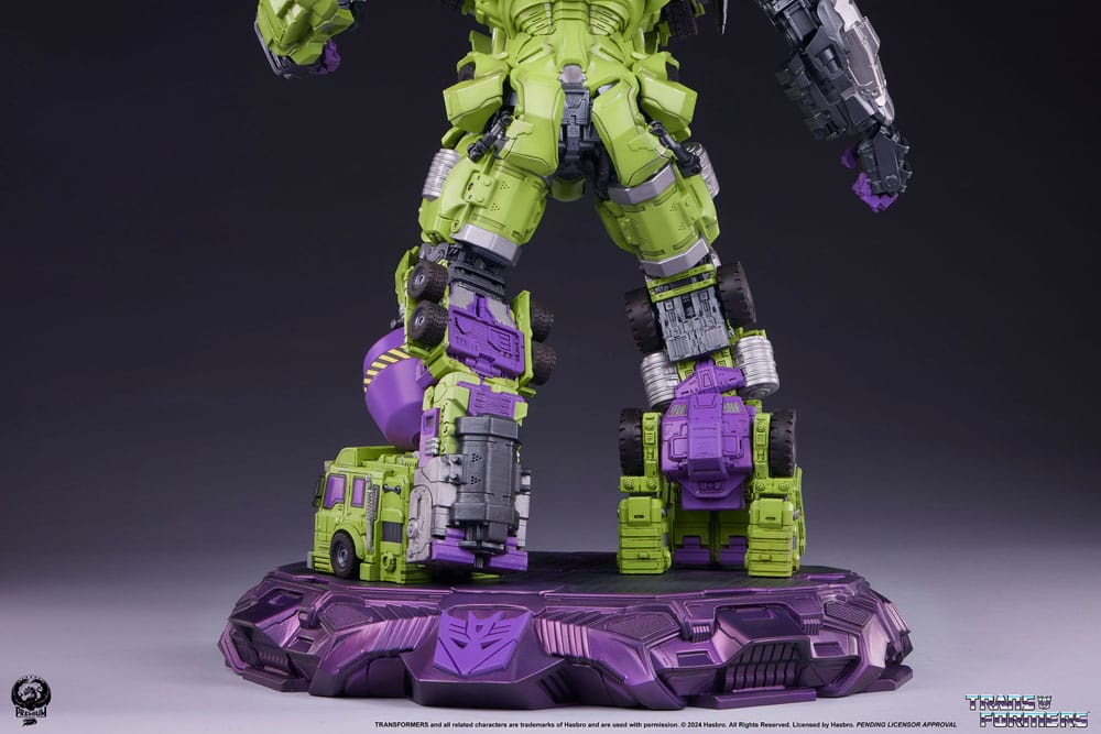 Transformers Museum Scale Statue Devastator 114 cm