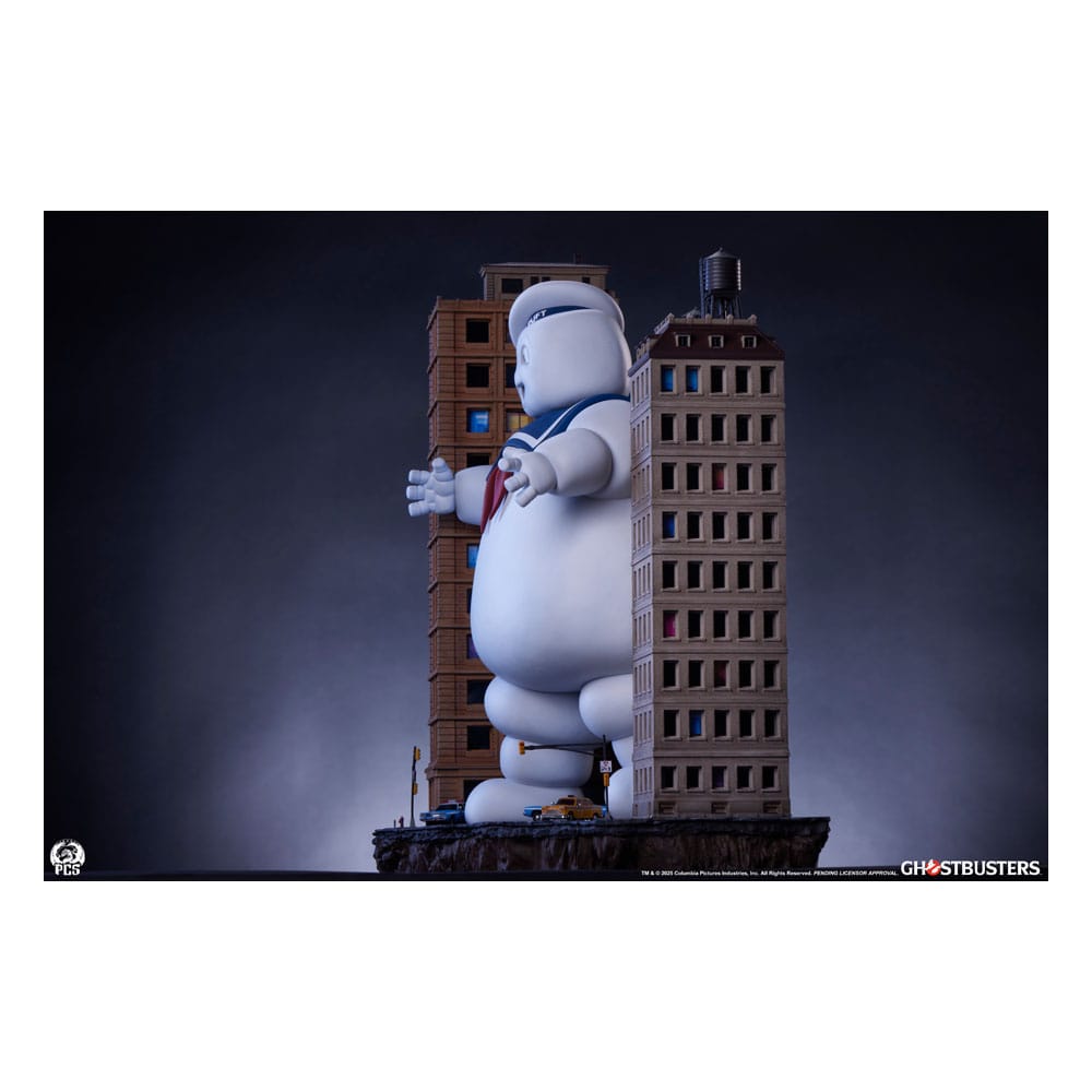 The Ghostbusters Diorama Statue Stay Puft Marshmallow Man 74 cm