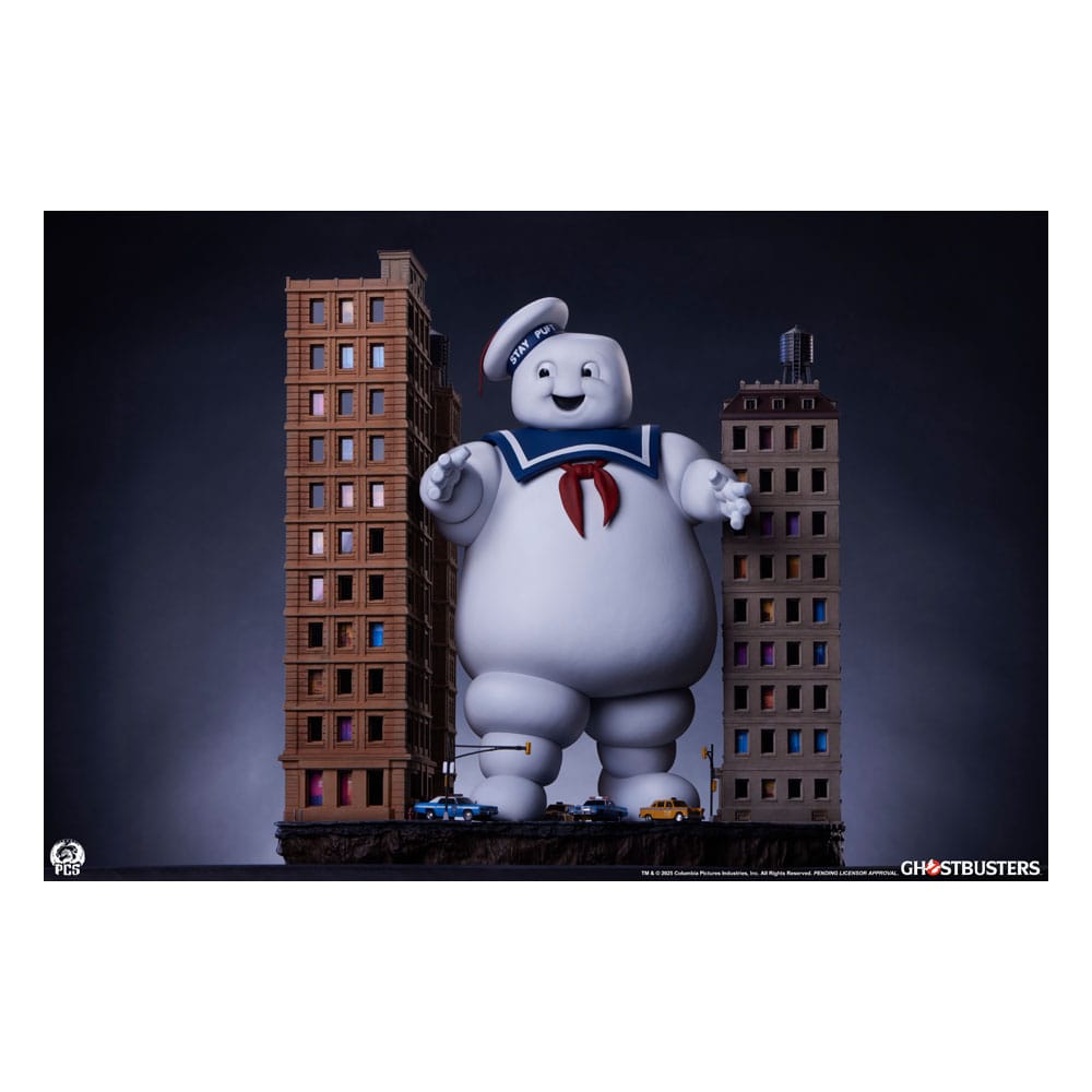 The Ghostbusters Diorama Statue Stay Puft Marshmallow Man Deluxe Edition 74 cm