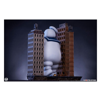 The Ghostbusters Diorama Statue Stay Puft Marshmallow Man Deluxe Edition 74 cm