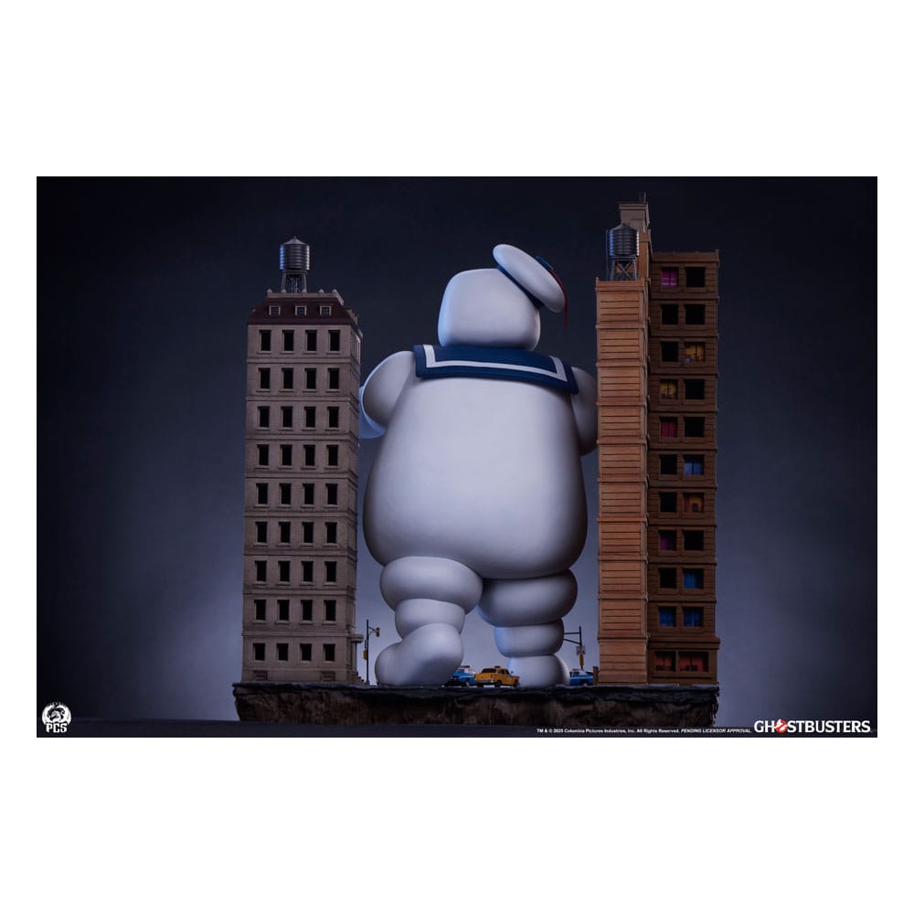 The Ghostbusters Diorama Statue Stay Puft Marshmallow Man Deluxe Edition 74 cm
