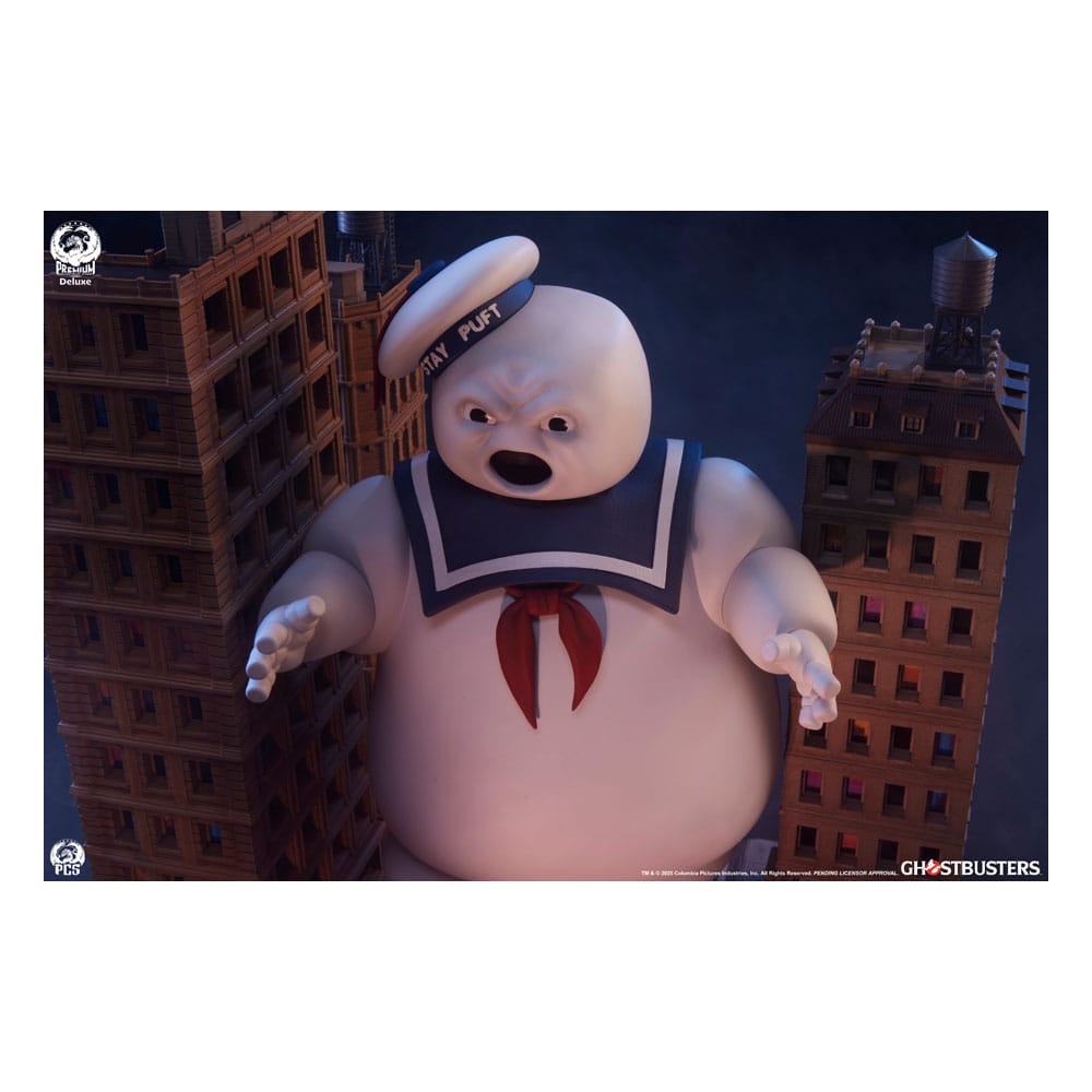 The Ghostbusters Diorama Statue Stay Puft Marshmallow Man Deluxe Edition 74 cm