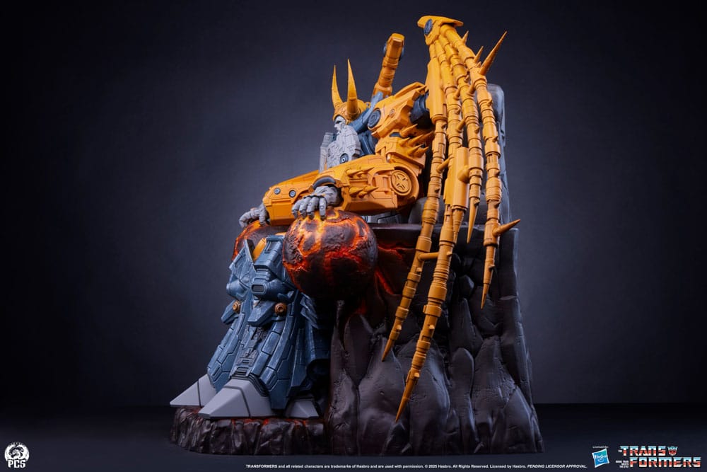 Transformers Museum Scale Statue Unicron 61 cm