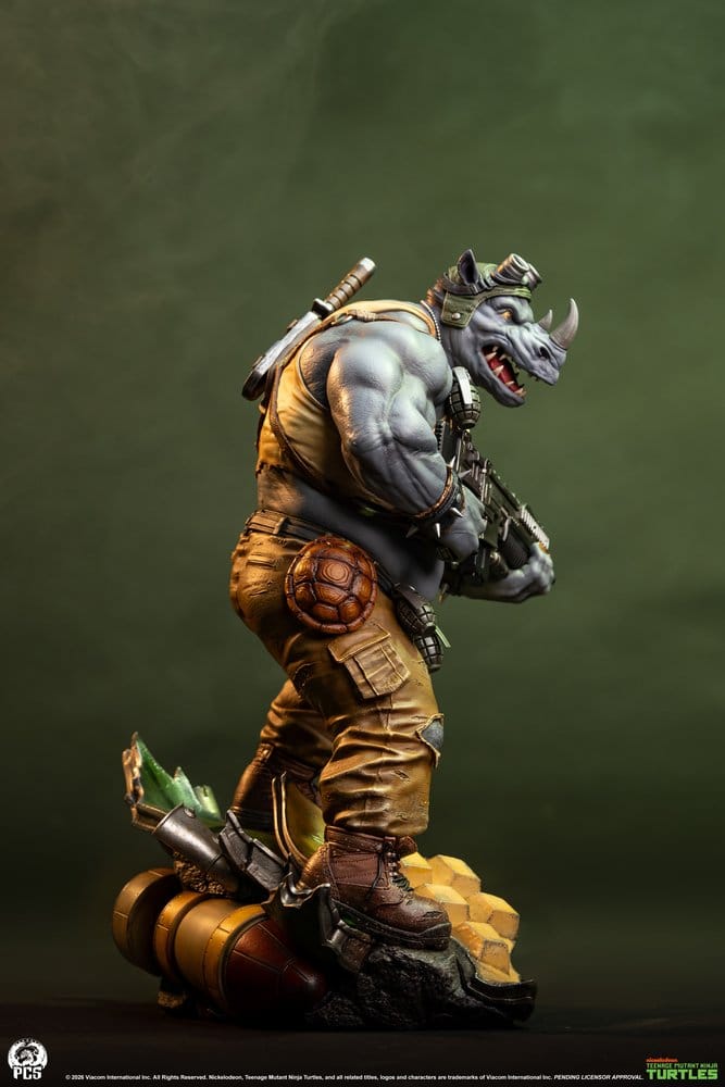 Teenage Mutant Ninja Turtles Legends Statue 1/3 Rocksteady 69 cm