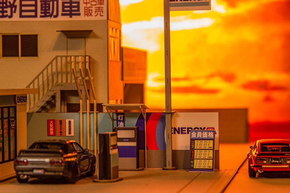 Original Illustration 1/64 Paper Model Kit 1/64 Gas Station 11 cm (re-run)