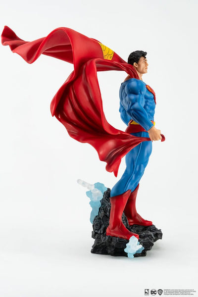 Superman PX PVC Statue 1/8 Superman Classic Version 30 cm