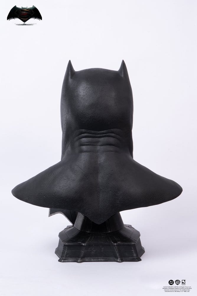 Justice League: Batman v Superman: Dawn of Justice Replica 1/1 Batman Cowl 51 cm