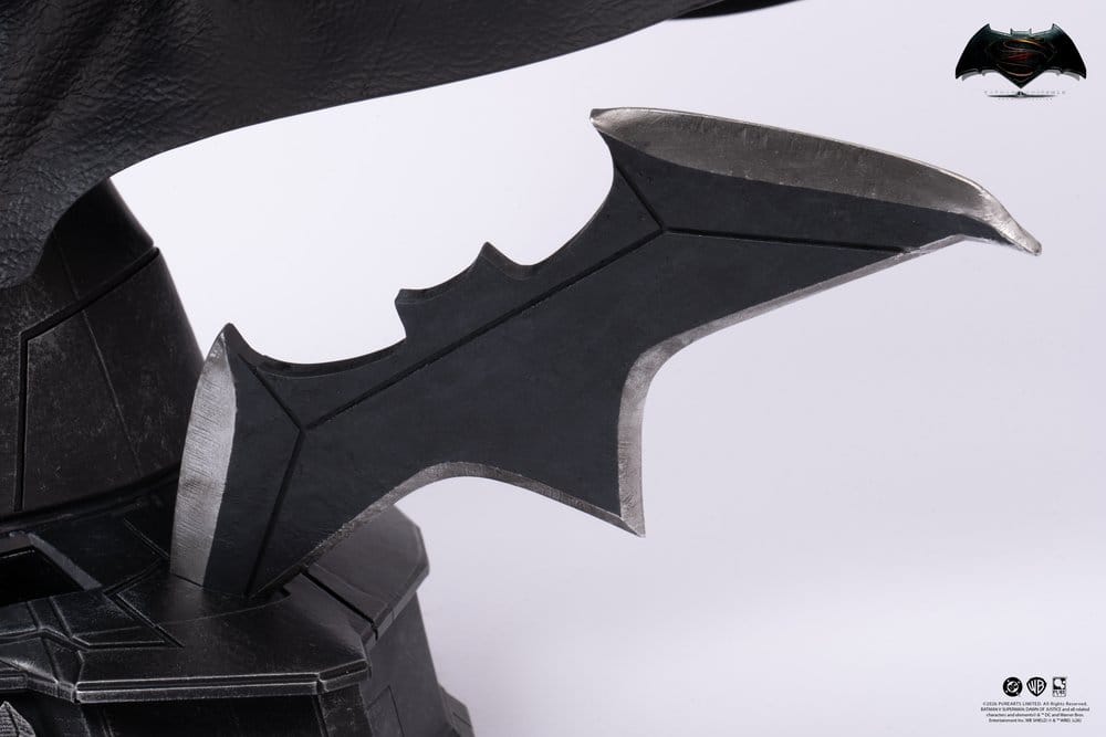 Justice League: Batman v Superman: Dawn of Justice Replica 1/1 Batman Cowl 51 cm