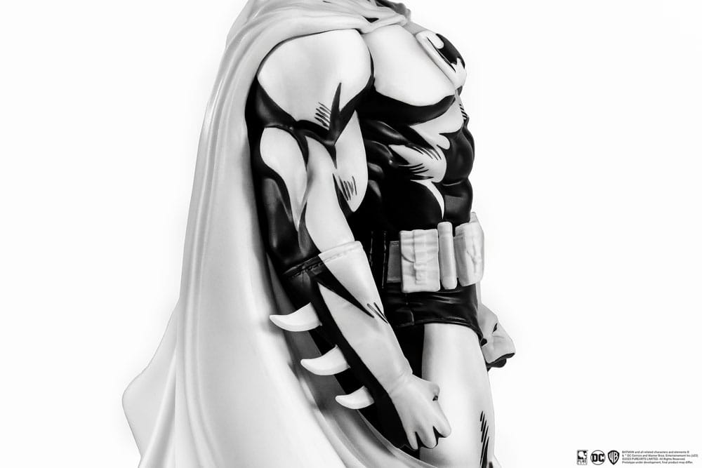 Batman PX PVC Statue 1/8 SDCC 2024 Batman Black & White Version 27 cm