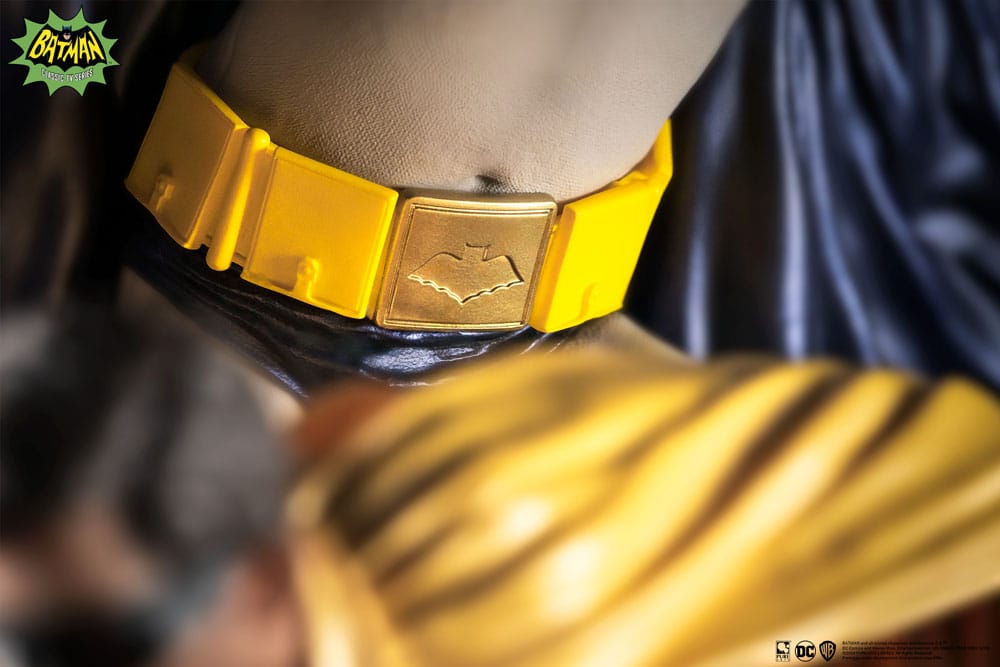 DC Comics PVC Diorama Statue 1/8 Batman &amp; Robin 1966 23 cm - Damaged packaging