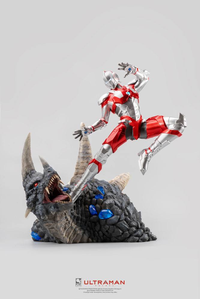 Ultraman Statue 1/4 Ultraman vs Black King 61 cm - Damaged packaging
