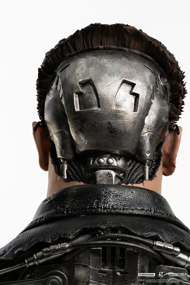 Terminator 2 Replik 1/1 T-800 Model 101 Battle Damaged Art Mask 47 cm