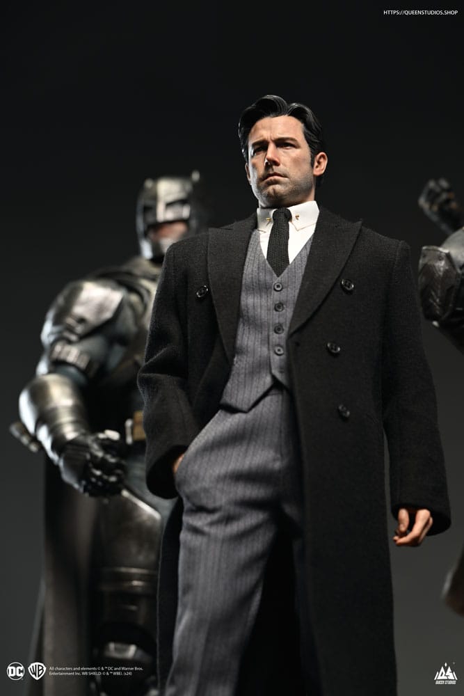 Justice League Statue 1/4 Bruce Wayne (Ben Affleck) 51 cm