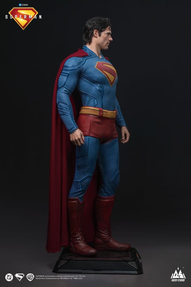 Superman 2025 Life-Size Statue Superman 208 cm