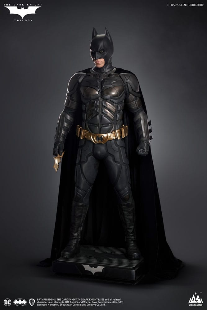 The Dark Knight Life-Size Statue Batman Deluxe Edition 207 cm