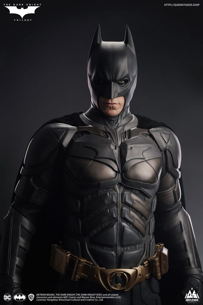 The Dark Knight Life-Size Statue Batman Deluxe Edition 207 cm