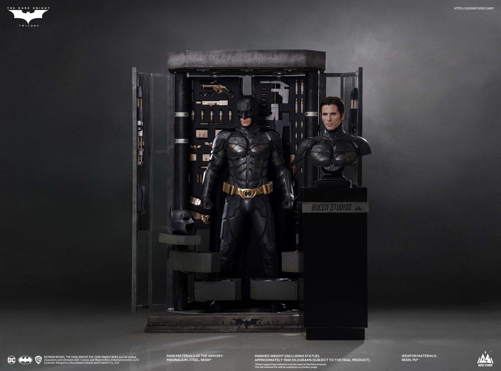 The Dark Knight Life-Size Statue Batman Ultimate Edition 207 cm