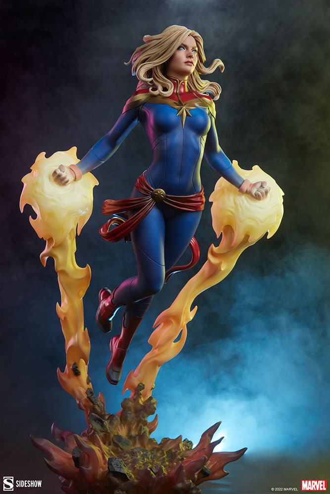 Marvel Premium Format Statue Captain Marvel 60 cm