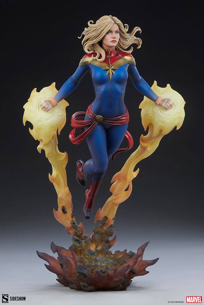 Marvel Premium Format Statue Captain Marvel 60 cm