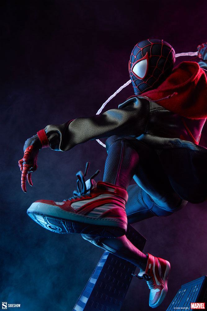 Marvel Premium Format Statue Miles Morales 60 cm