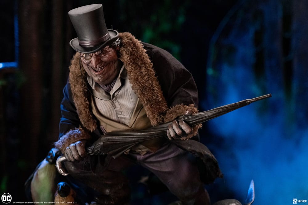 DC Comics Premium Format Statue The Penguin 51 cm