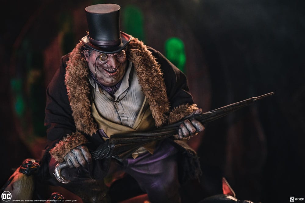 DC Comics Premium Format Statue The Penguin 51 cm