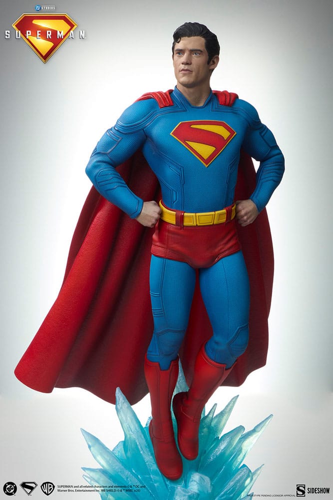 Superman (2025) Premium Format Statues Superman 61 cm &amp; Krypto 23 cm Bundle (2)