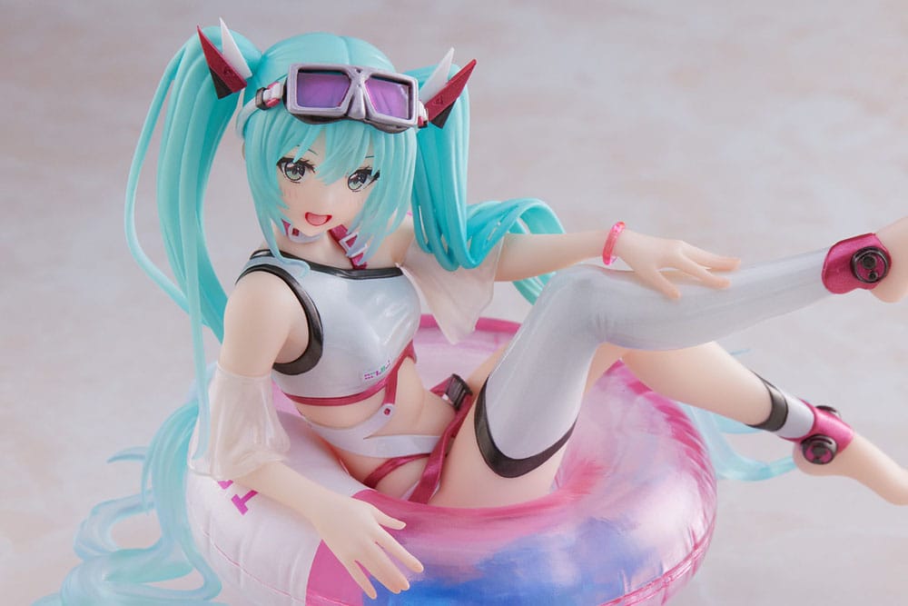 Hatsune Miku Wonderland PVC Statue Aqua Float Girls Figure Hatsune Miku Reissue 18 cm