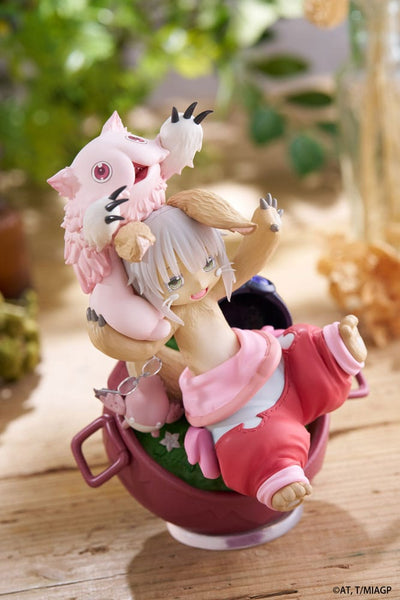 Made in Abyss: The Golden City of the Scorching Sun AMP+ PVC Statue Statue Nanachi My Treasure Reissue 16 cm - Damaged packaging