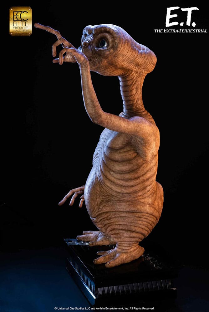 E.T. The Extra-Terrestrial Life-Size Statue E.T. 132 cm