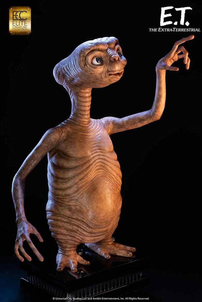 E.T. The Extra-Terrestrial Life-Size Statue E.T. 132 cm