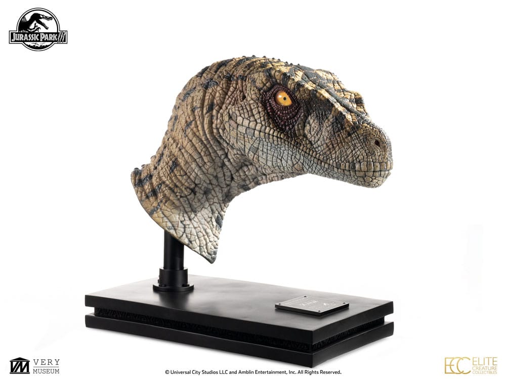 Jurassic Park III Bust Female Velociraptor White Queen 75 cm