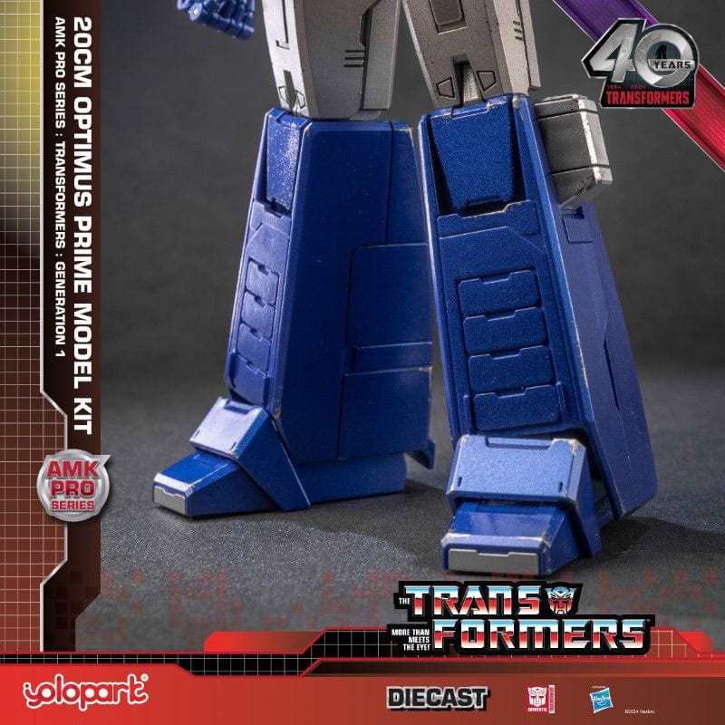 Transformers: Generation One AMK Pro Series Plastic Model Kit Optimus Prime 20 cm