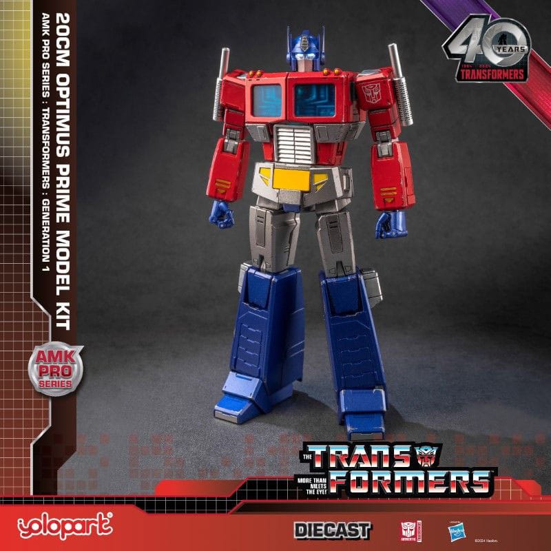 Transformers: Generation One AMK Pro Series Plastic Model Kit Optimus Prime 20 cm