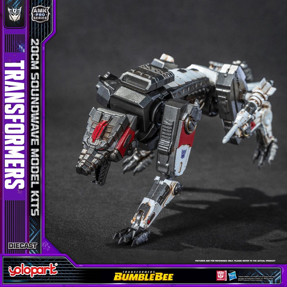 Transformers: Bumblebee AMK Pro Series Plastic Model Kit Soundwave (Oversea Version) 20 cm