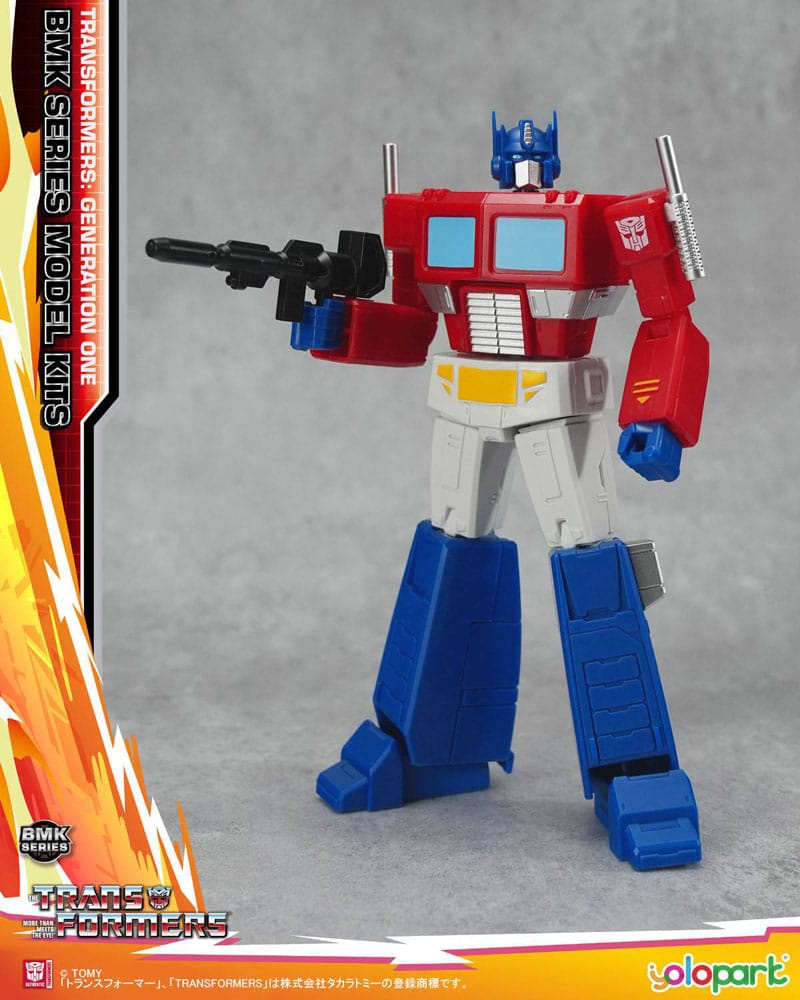 Transformers Generation One BMK Series Model Kit Optimus Prime 16 cm     - Damaged packaging