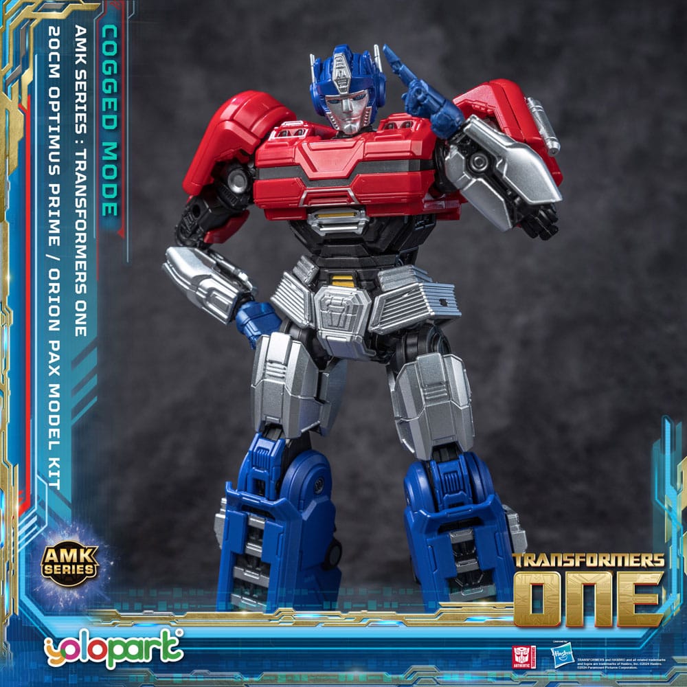 Transformers 8 AMK Series Plastic Model Kit Orion Pax 20 cm